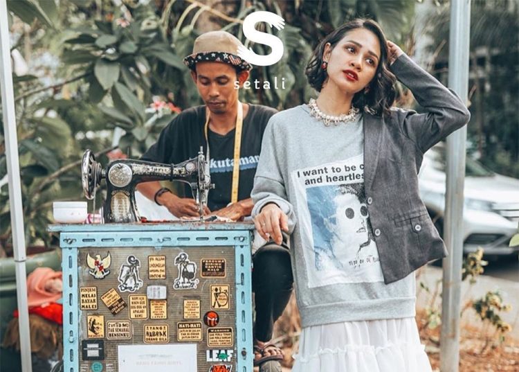 Andien Kumpulkan Dan Jual Baju Hingga Tas Bekas Orang Lain Untuk Amal