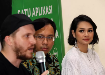Penyanyi Andien Dukung Program Berbagitanpabatas Bersama Go Jek