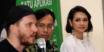 Penyanyi Andien Dukung Program Berbagitanpabatas Bersama Go Jek