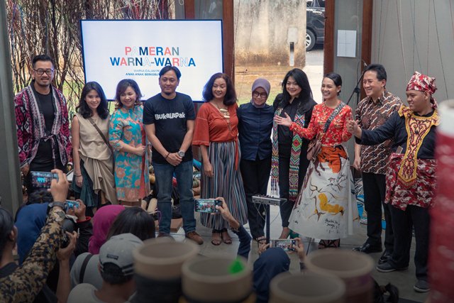 Andien & Art Therapy Center Widyatama Gelar Pameran Warna-Warna
