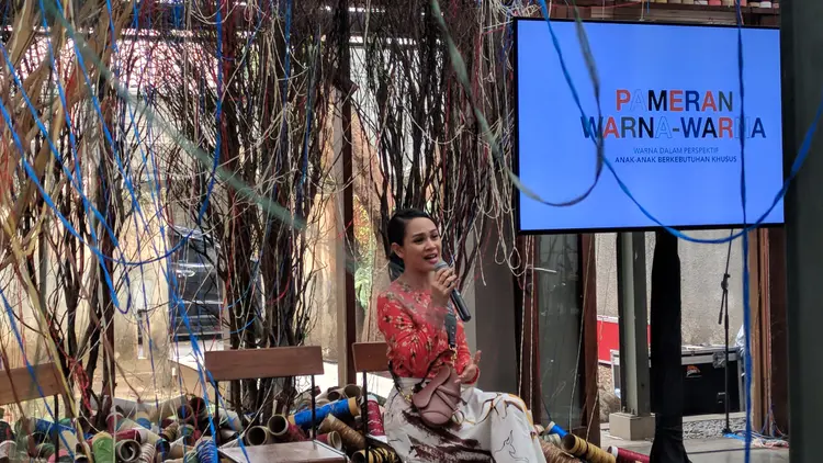 Pameran Warna Warna (tampilkan Karya Seni Penyandang Autistik)