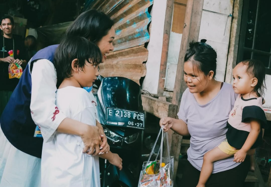 Andien Aisyah Foundation About Us Welfare