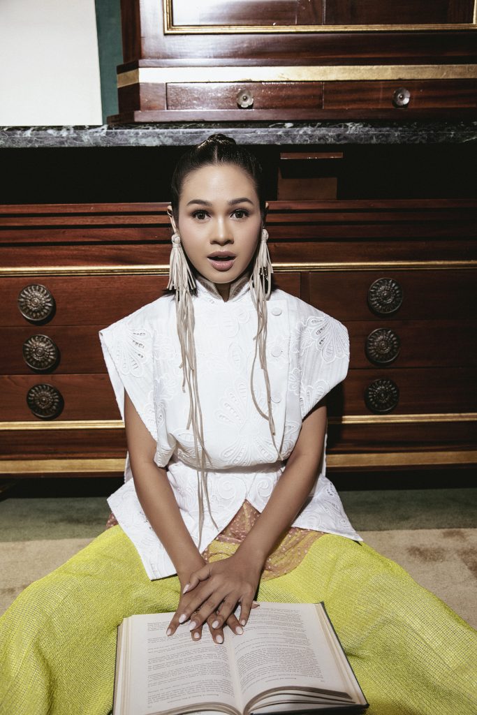 Reviving Kartini's Spirit Through Andien's Perspective (4)