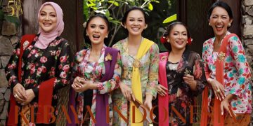 Hari Kebaya Nasional, 5 Wanita Rilis Lagu Kebaya Indonesia