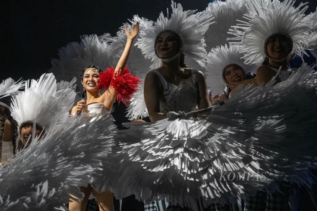 Konser Suarasmara 25 Tahun Andien Berkarya 12