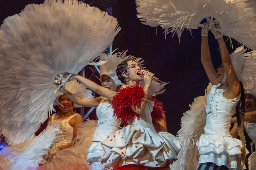 Konser Suarasmara 25 Tahun Andien Berkarya 7