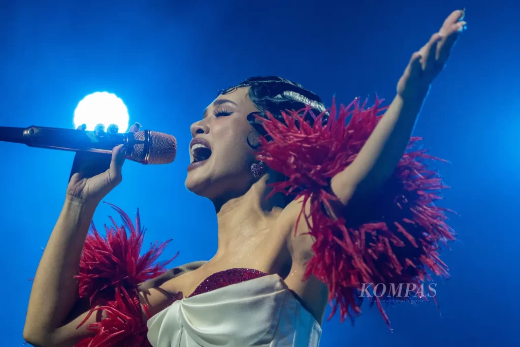 Konser Suarasmara 25 Tahun Andien Berkarya 8