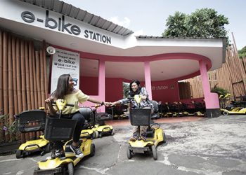 E Bike Batu Secret Zoo Jawa Timur Park