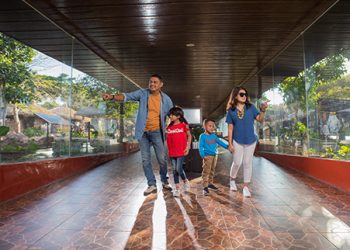 Savannah Batu Secret Zoo Jawa Timur Park