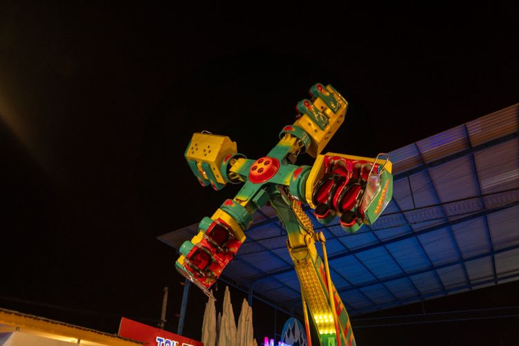Aerotest Bns (batu Night Spectacular) Tawarkan Sensasi Melayang Di Udara Yang Memacu Adrenalin Saat Liburan Sekolah