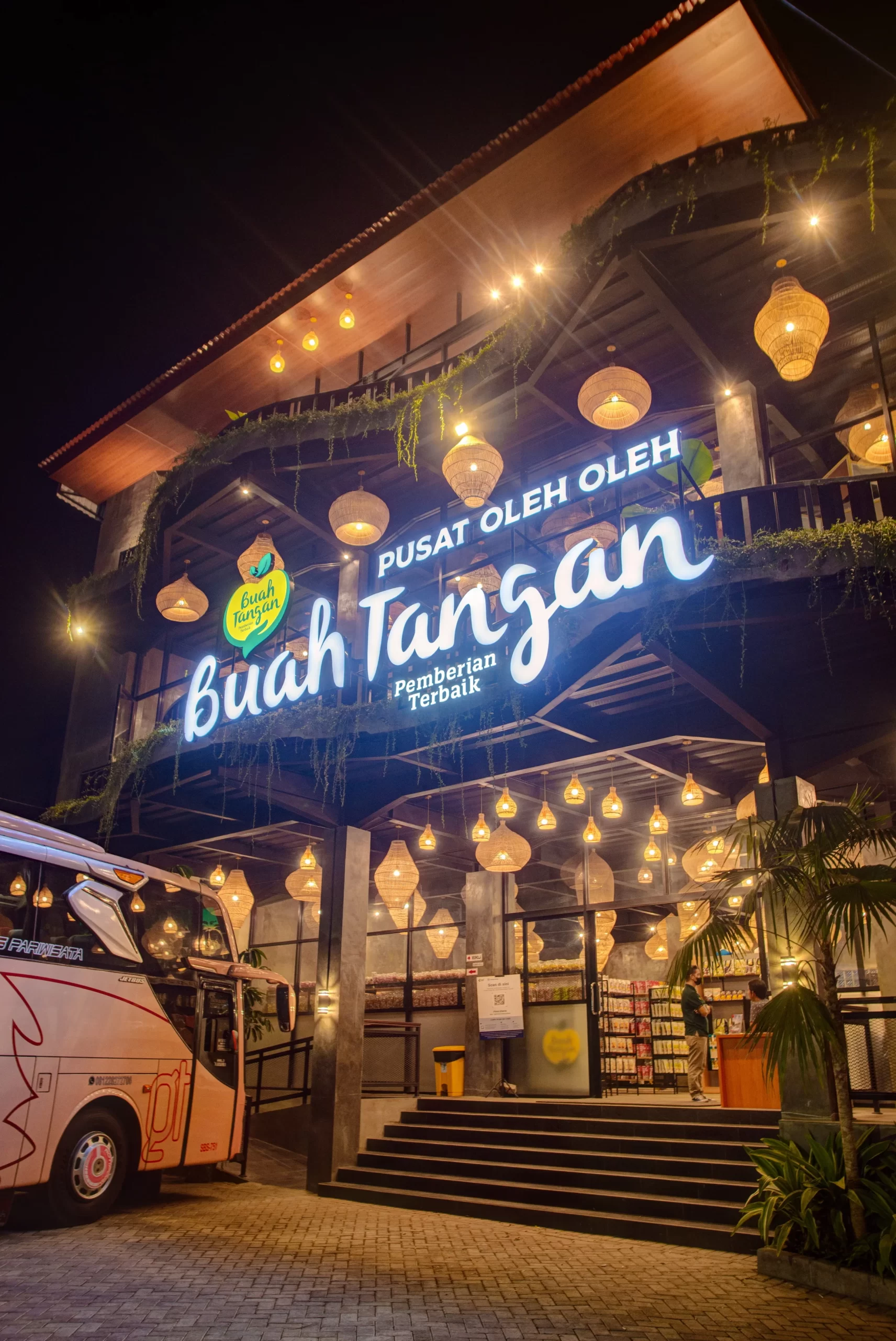 Toko Buah Tangan, Pusat Oleh-oleh Khas Batu yang Nyaman dan lengkap