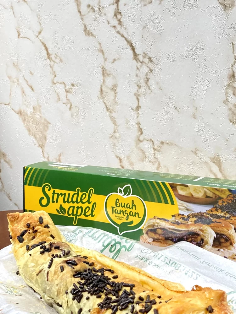 Apel Strudel Buahtangan, Pusat Oleh-oleh Khas Batu yang Nyaman dan lengkap