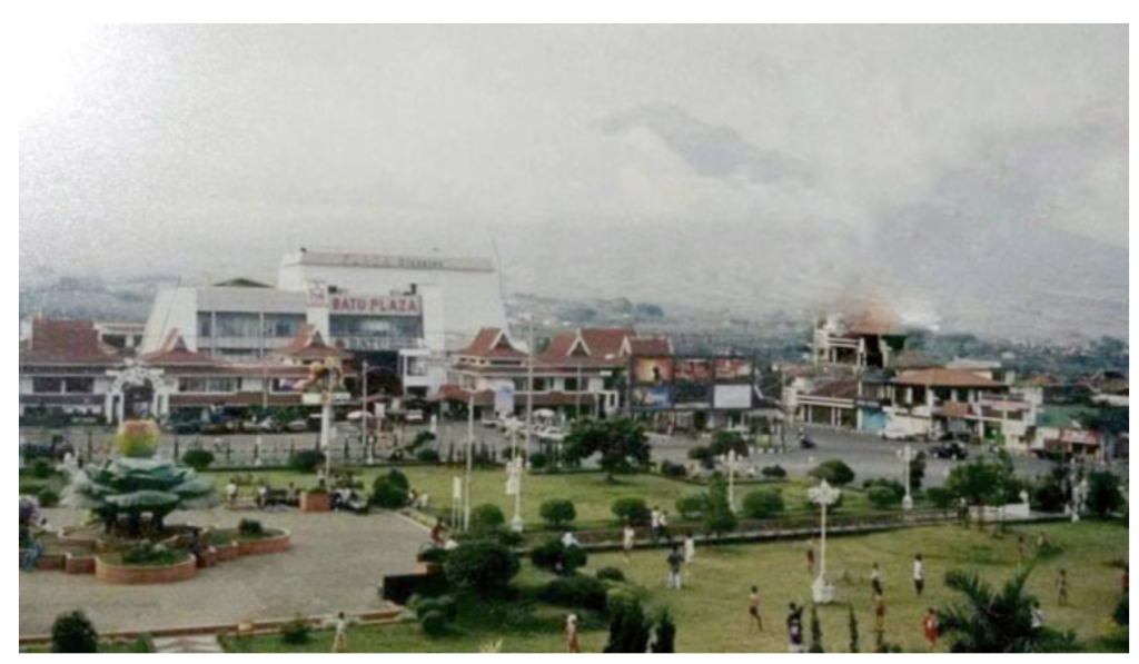 Alun-alun Batu Tempo dulu | sumber: batukita.com