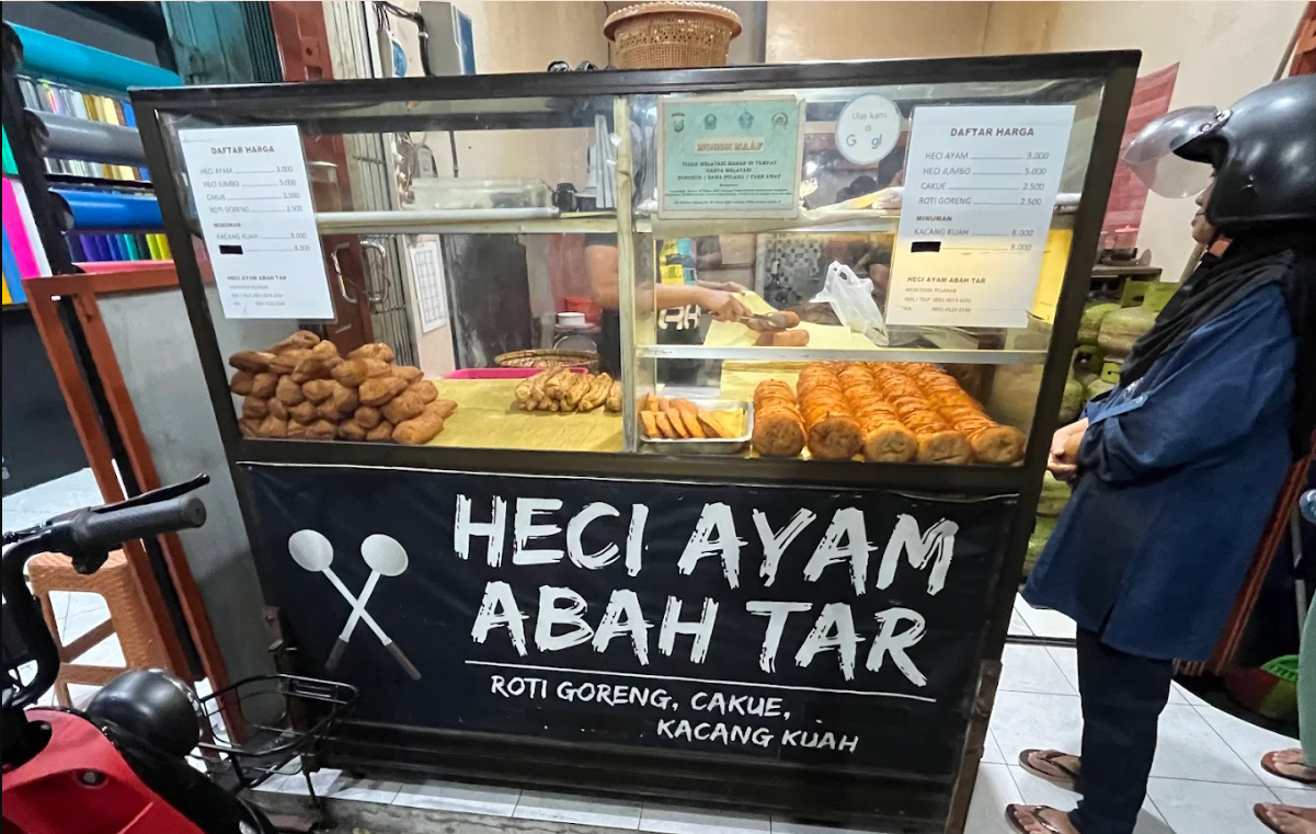 Heci Ayam Abah Tar - 7 Kue Basah Tradisional Khas Malang