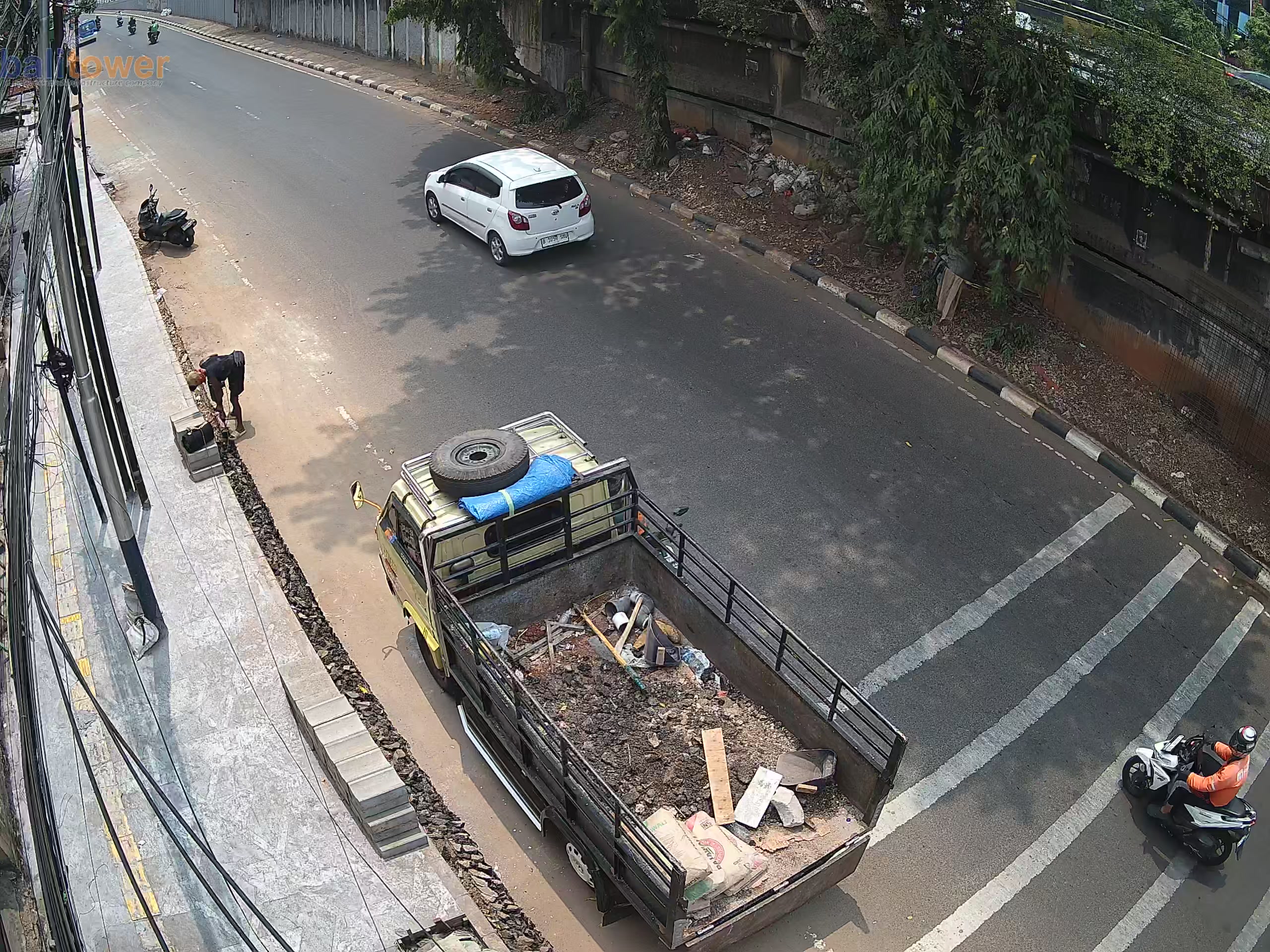 Bukit Duri 004 - Jl. Kp. Melayu Beasar (Seberang Masjid Attahiriyah)