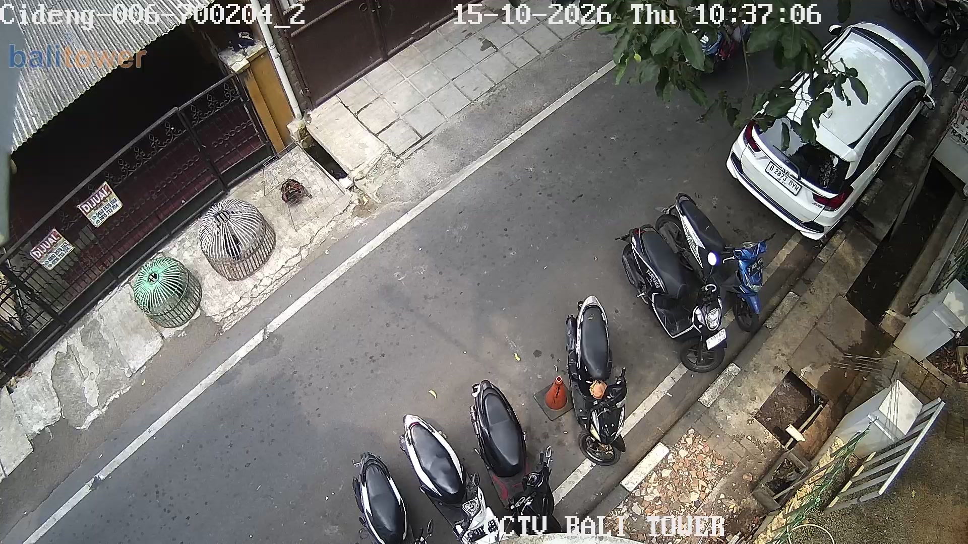 Cideng 005 - Jl. Ciujung No.20 (trotoar taman)