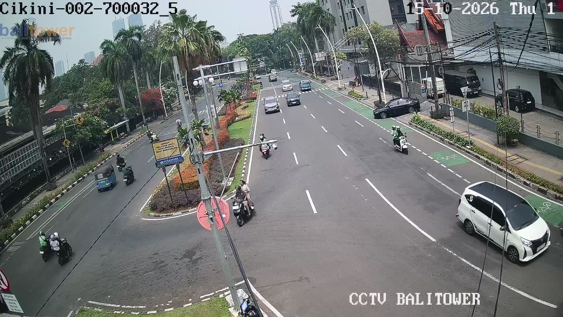 Cikini 010 - Jl. Cut Meutia (median Jl. pertigaan Bni, Bapindo, dan Treva hotel) - kel. cikini - kec. menteng - Jakarta Pusat