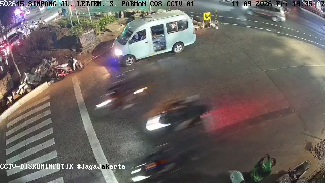 Simpang Jl. S. Parman C08 (CCTV-01)