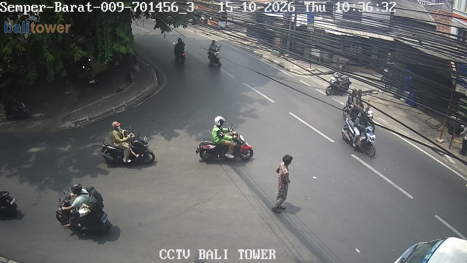 Semper Barat 001 - Jl. Cisanggarung ( Di dalam taman)