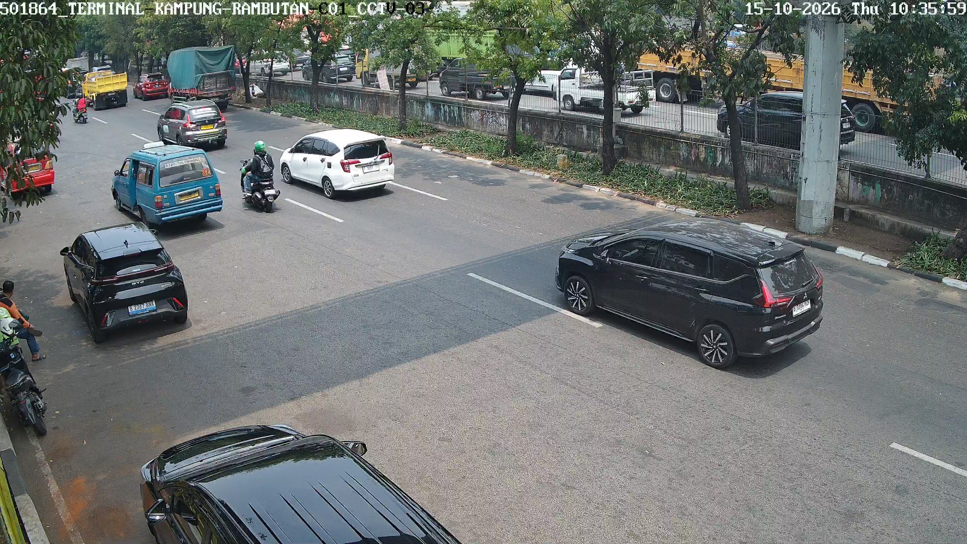Terminal Kampung Rambutan 002