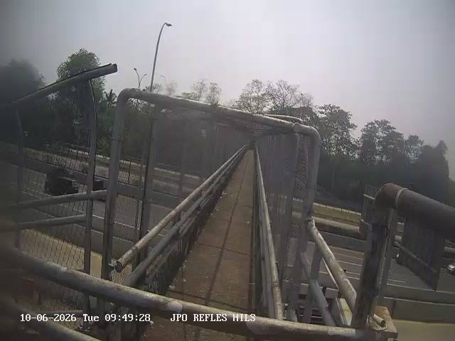 Tol Jagorawi KM 16+400 (Jpo Rafles Hills)