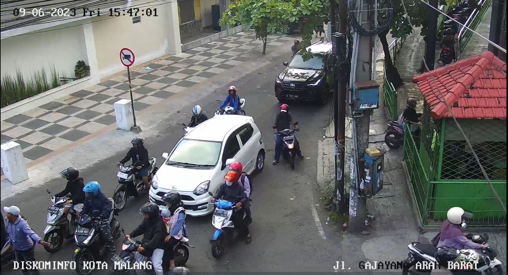 Cctv Jl. Gajayana Arah Selatan