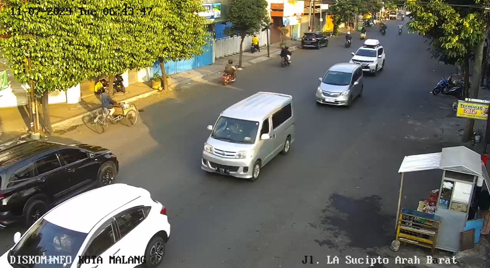 Cctv Jl. L.a Sucipto Arah Barat (rel Kereta)