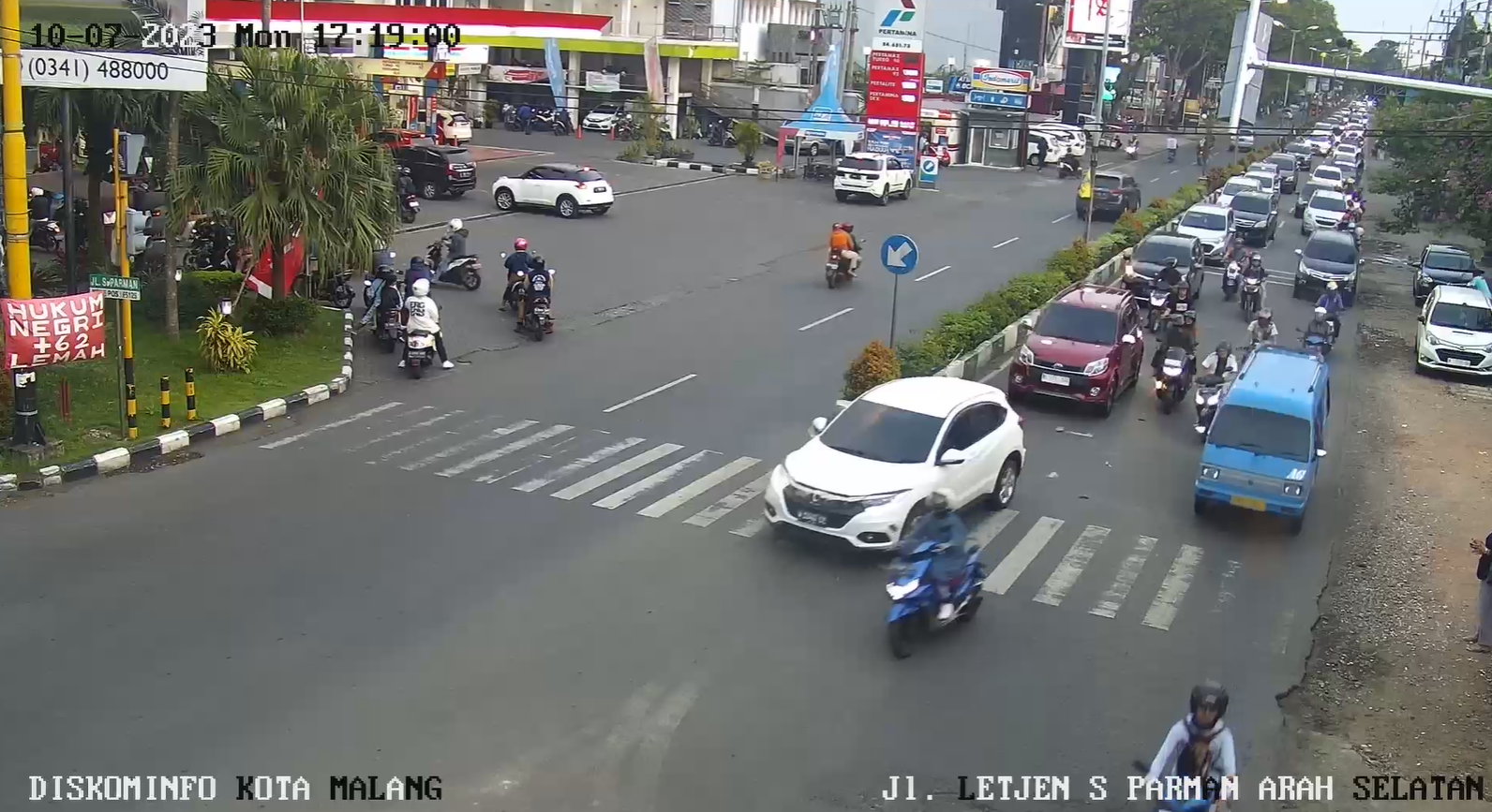 Cctv Jl. Letjen S. Parman Arah Selatan