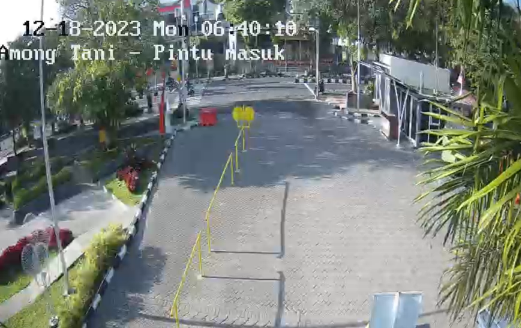Cctv Pintu Masuk Balai Kota Among Tani Kota Batu