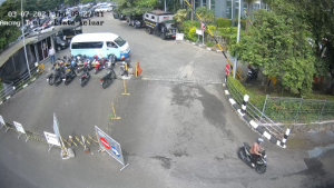 CCTV Kominfo Balai Among Tani Pintu Keluar