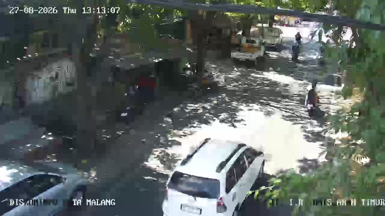 Jl. Ir. Rais Arah Timur