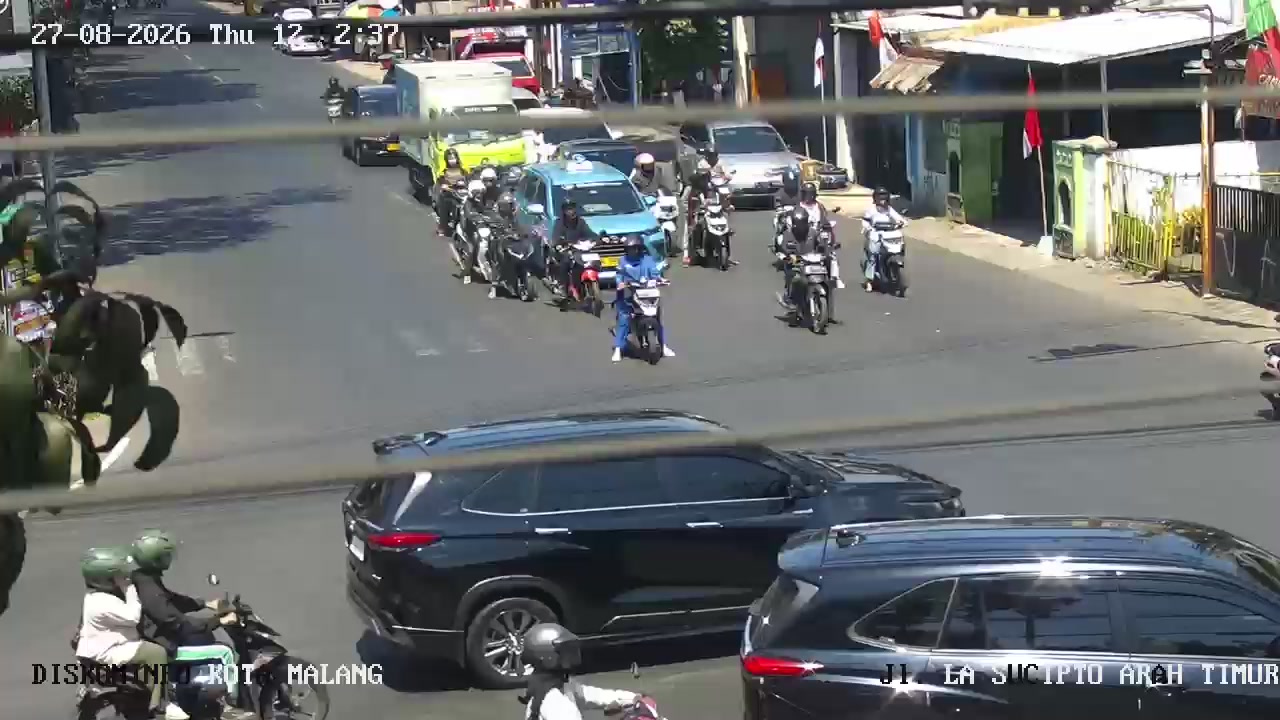 Jl. Laksda Adi Sucipto Arah Timur