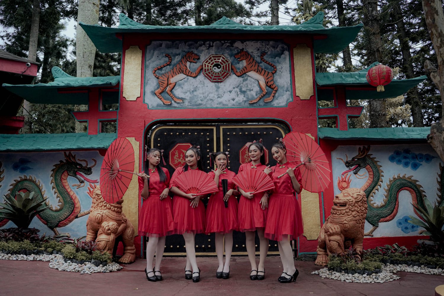 Jawa Timur Park 1 Special Chinese New Year Performance