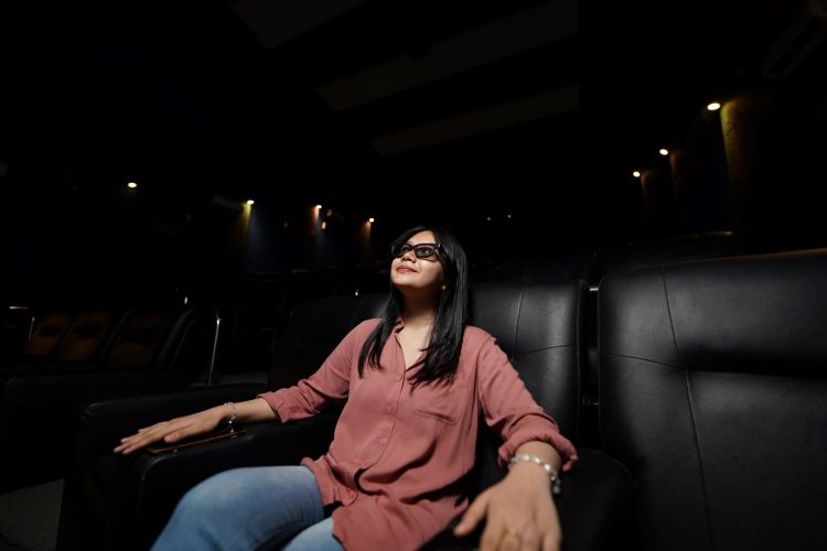Cinema 3d Jatim Park 1 Menawarkan Pengalaman Menonton Film 3d Interaktif Dengan Kacamata Khusus Dan Cerita Petualangan Seru.