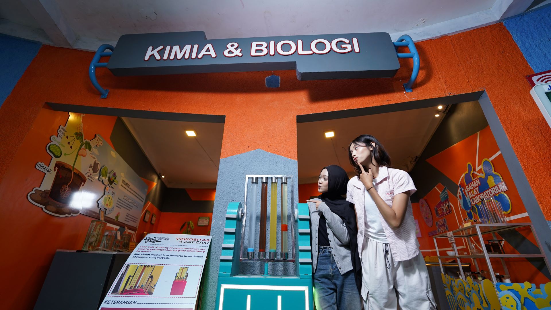 Kimia & Biologi Science Center Jatim Park 1