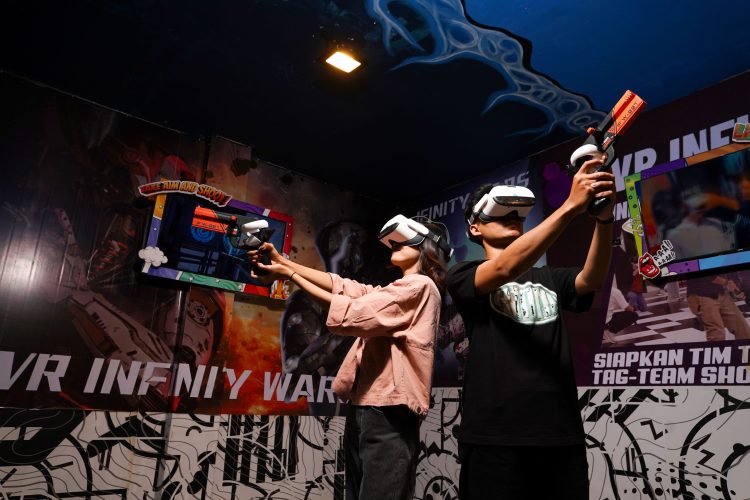Infinity Wars Vr Multiplayer Di Virtual Immersive Park Jatim Park 2