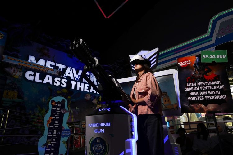 Sensasi VR Shooting Lawan Zombie Di Jatim Park 2