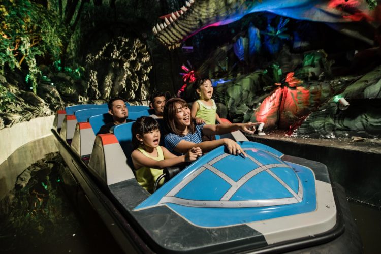 Menegangkan Yuk Lihat Dinosaurus Buatan Di Wahana Dino Action Naga Cloning Jtp 3