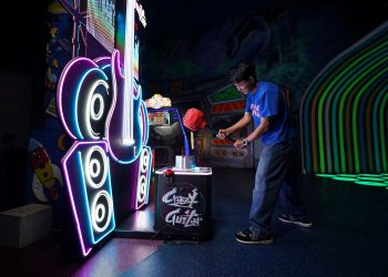 Crazy Guitar Hammer Jadi Salah Satu Permainan Favorit Pengunjung Fun Tech Plaza