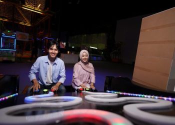 Retro Arcade Game Hadirkan Sensasi Permainan Klasik Interaktif di Milenial Glow Garden