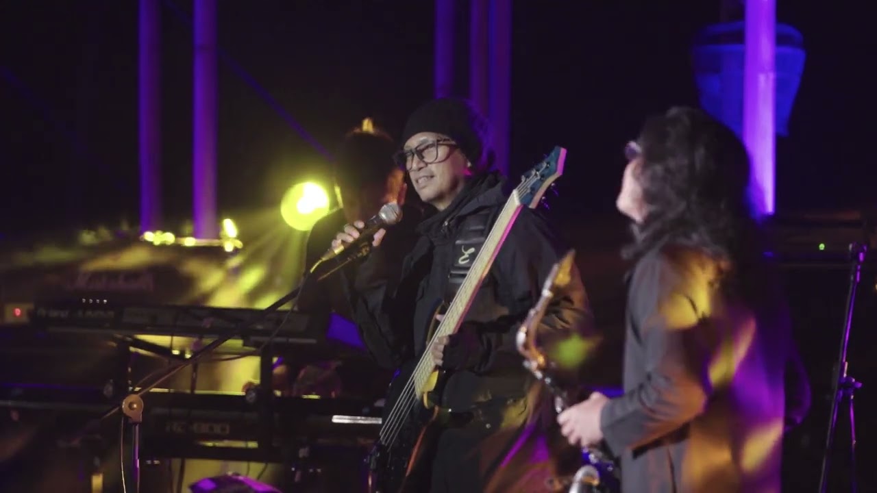 Bintang Indrianto Blue Fire Project Feat. Ahmad Albar & Ian Antono (live In Jazz Gunung Bromo 2022)