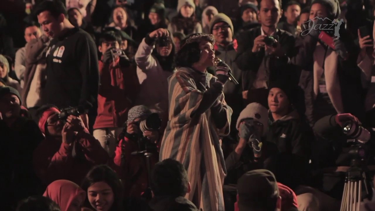 Andien Astaga (live At Jazz Gunung 2015)