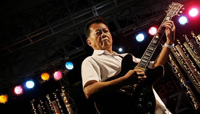 Maestro Musik Jazz Ireng Maulana