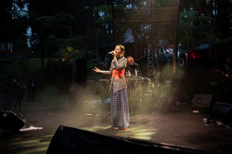 Dedikasi Ibu Pertiwi Amelia Ong Untuk Kelestarian Alam Di BRI Jazz Gunung Slamet 2026