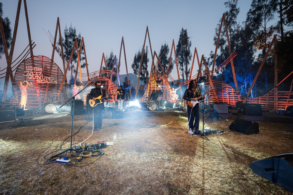 Bri Jazz Gunung (1)