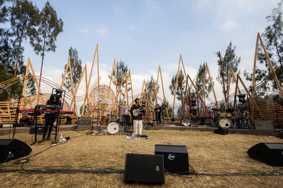 Bri Jazz Gunung (15)
