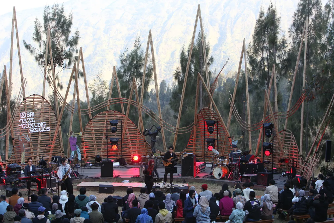 Kebaruan Musikalitas Di Bukit Purba