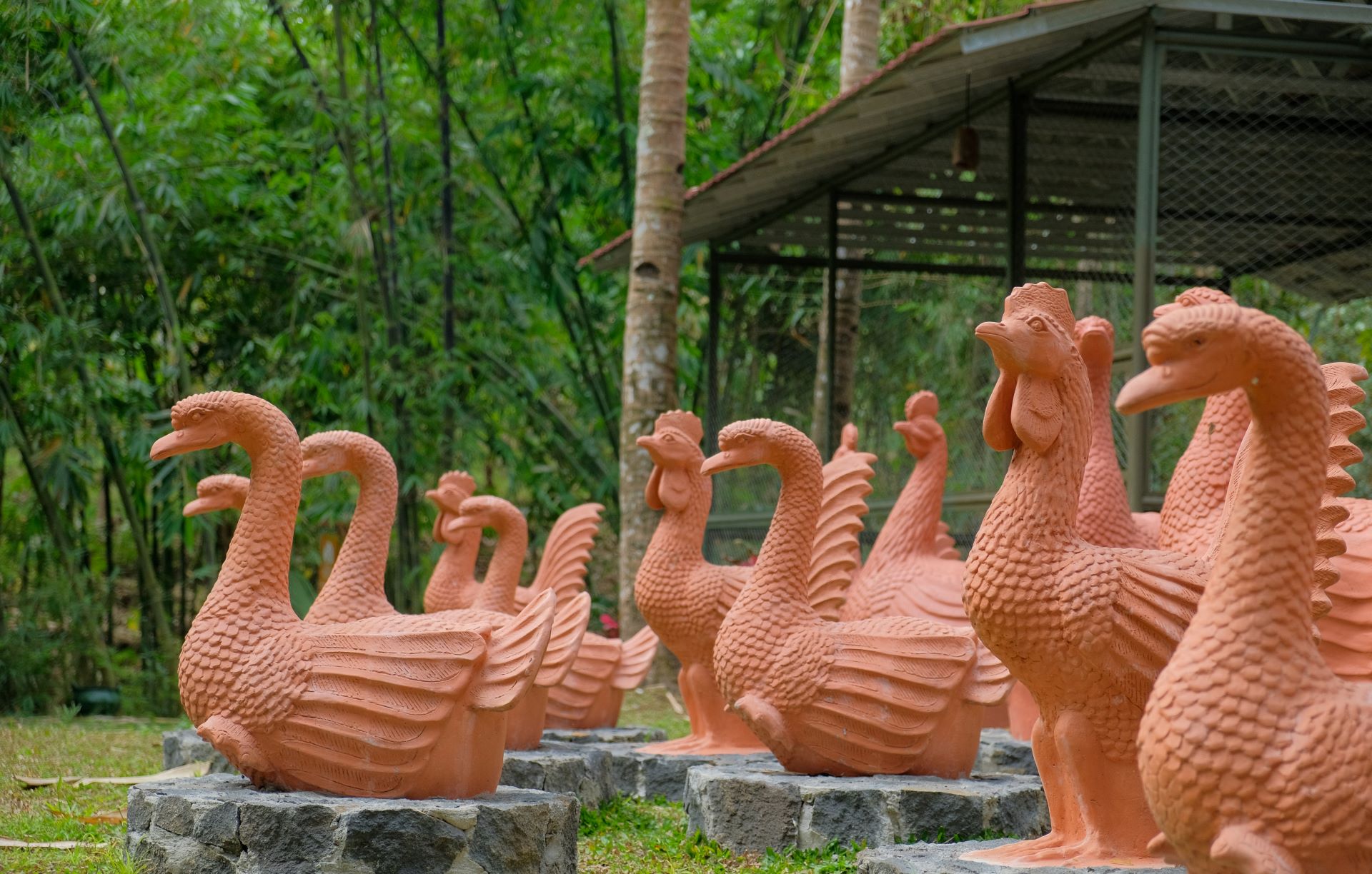 Taman Unggas Terakota