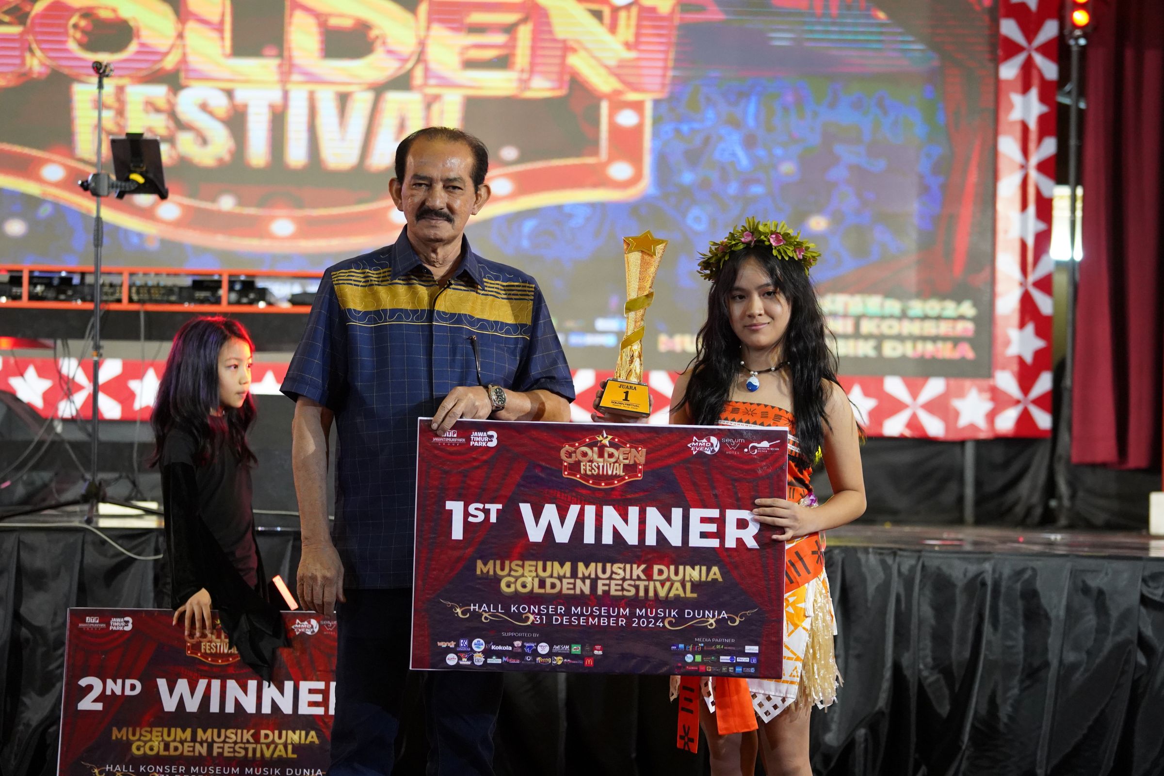 Juara 1 Jesselyn Regeena Yang Menampilkan Bakat Ventriloquist Dan Singing