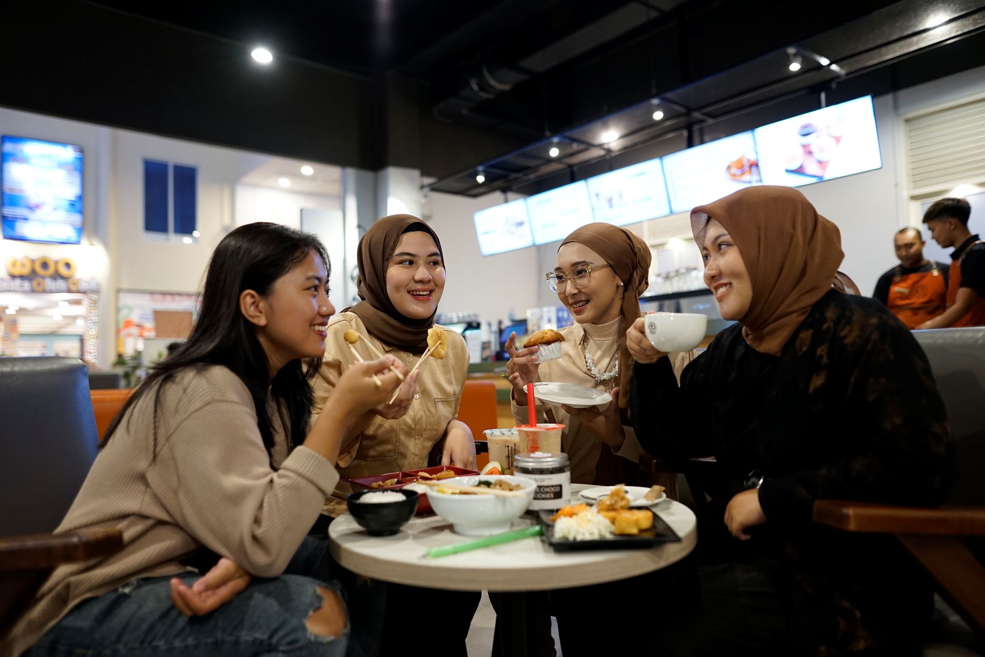 Jawa Timur Park Group Dapat Menjadi Solusi Tujuan Untuk Melakukan Aktivitas Khas Bulan Ramadhan Seperti Ngabuburit